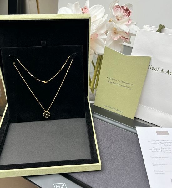 Van Cleef & Arpels VCA Black Onyx Clover Zircon Necklace