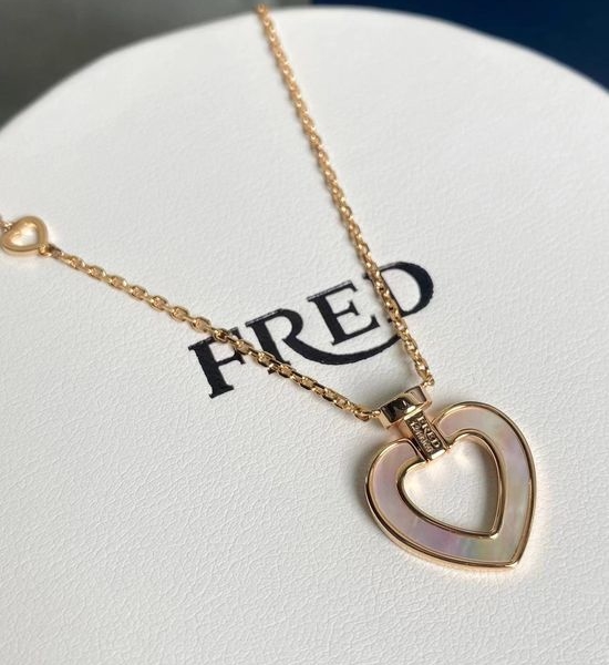 Fred Mother Of Pearl Heart Pendant Necklace