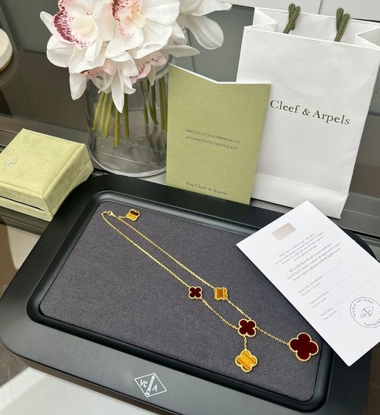 Van Cleef & Arpels VCA Clover Necklace Inlaid Carnelian Tiger Eye