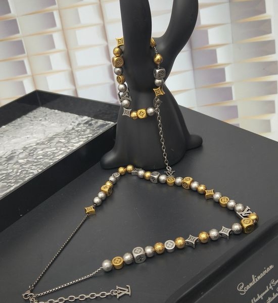 Louis Vuitton LV Engraved Beaded Adjustable Necklace