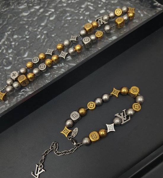 Louis Vuitton LV Matching Delicate Bracelet