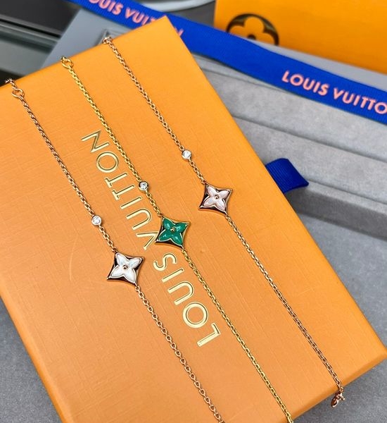 Louis Vuitton LV Natural Stone Rhombus Flower Bracelet