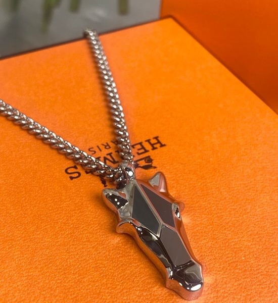 Hermes Horse Head Shape Metal Necklace