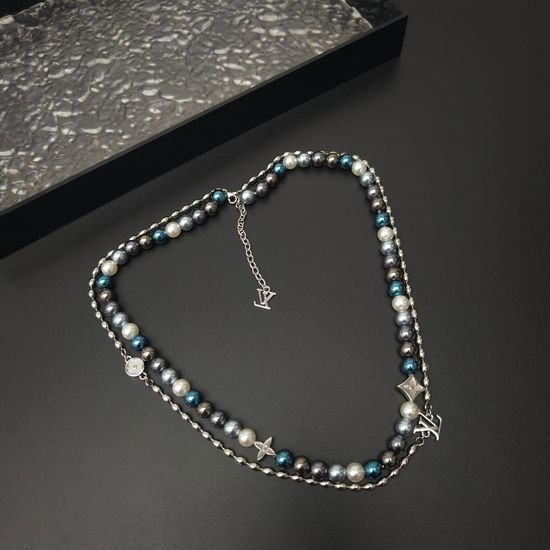 Louis Vuitton LV Asymmetrical Pearl Fusion Necklace