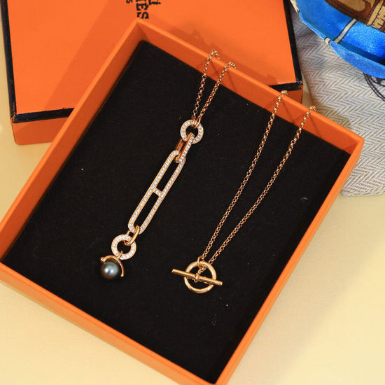 Hermes Pig Nose Shape Pendant Necklace