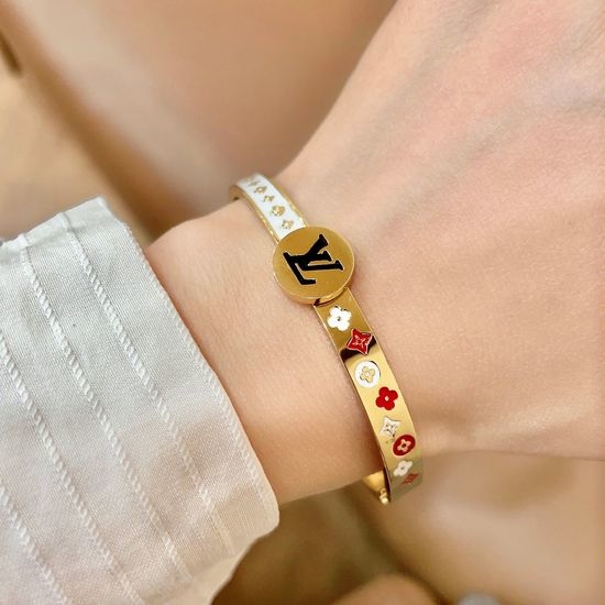 Louis Vuitton LV LV Unique Design 14K Bracelet