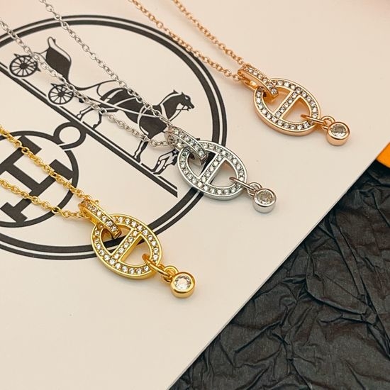 Hermes Multi Color Pig Nose Necklace Set