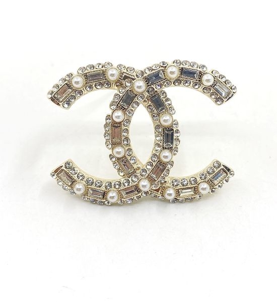 Chanel Diamond Pearl C Letter Brooch