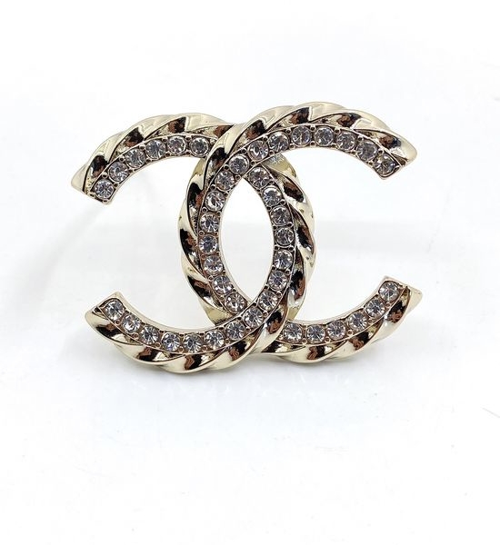 Chanel Round Diamond CC Brooch Brass