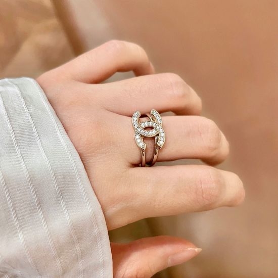 Chanel Minimalist Stackable Fashion Ring
