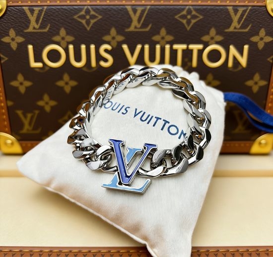 Louis Vuitton LV Enamel Letter Clasp Chain Bracelet