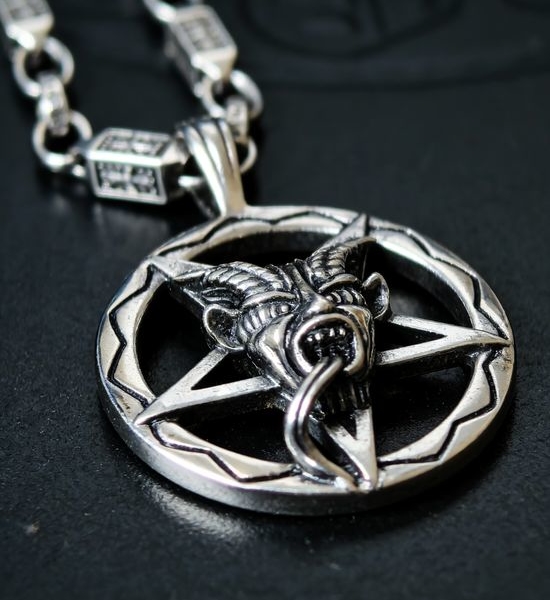 Chrome Hearts Retro Pentagram Pendant Chain Necklace