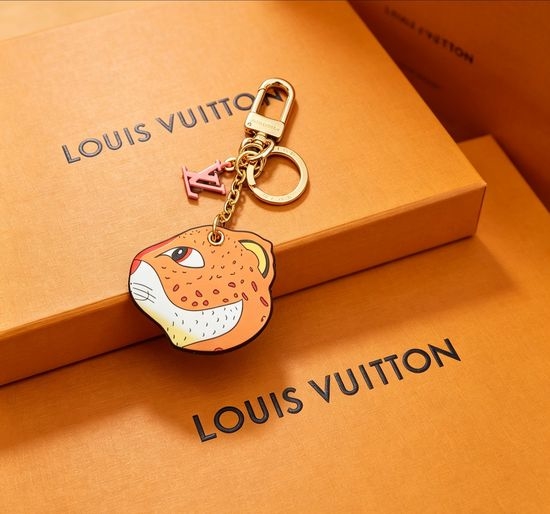 Louis Vuitton LV Leopard Head Double Sided Keychain