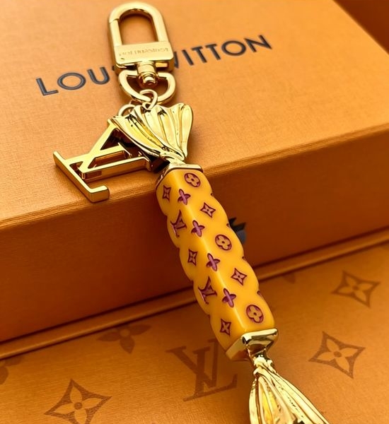 Louis Vuitton LV Vintage Style Bag Hanging Charm