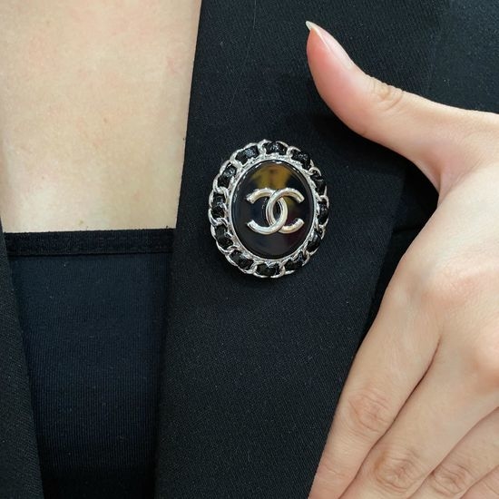 Chanel Multi Purpose Exquisite Suit Brooch
