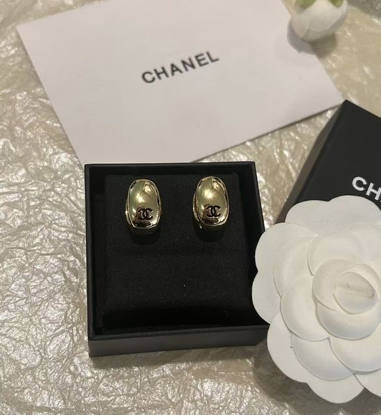 Chanel Oval Smooth Gold Minimalist Earrings