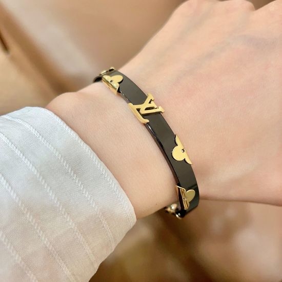 Louis Vuitton LV Vintage Pattern Classic Bangle