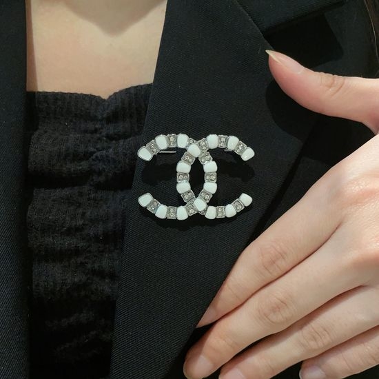 Chanel Exquisite Multi Use Classic Brooch