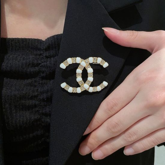 Chanel Exquisite Multi Use Classic Brooch