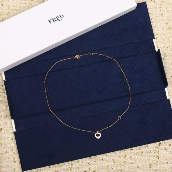 Fred Horseshoe Shape Necklace