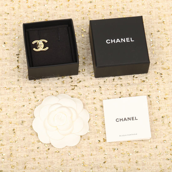 Chanel Classic Double C Brooch Elegant Minimalist Design