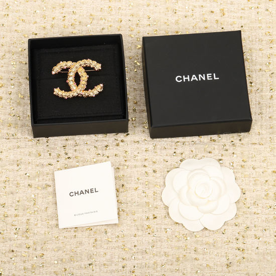 Chanel Vintage Shell Exquisite Brooch