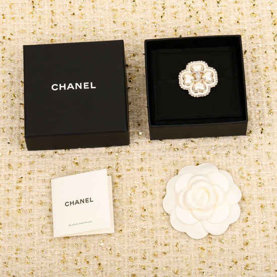 Chanel Clover Pearl Brooch Crystal Enamel Detail