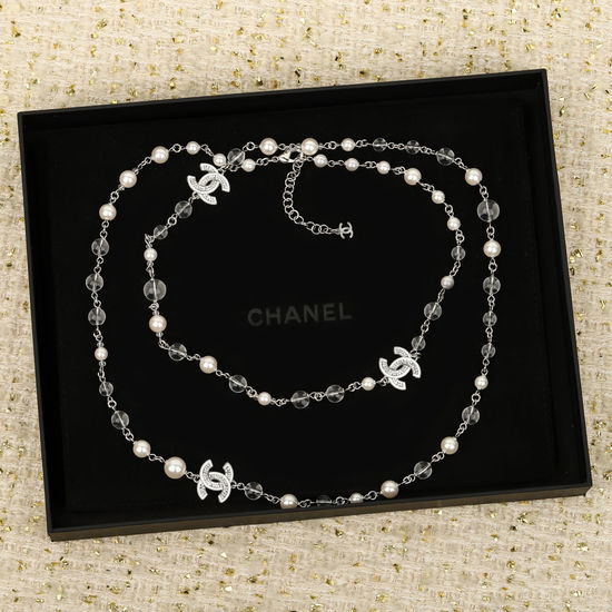 Chanel Rhinestone Pearl Heart Sweater Chain