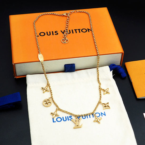 Louis Vuitton LV Gold Floral Pendant Adjustable Necklace