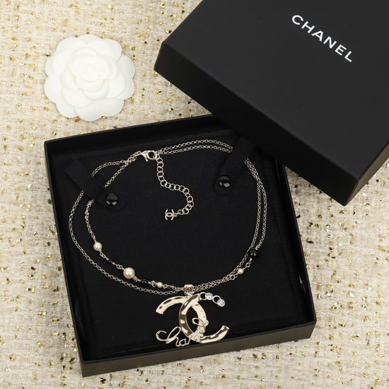 Chanel Gorgeous Brass Necklace with Crystals Pearls