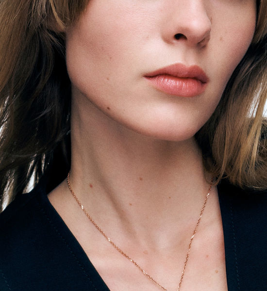 Louis Vuitton LV Diamond Shell Floral Pendant Necklace