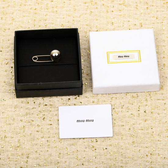 Miu Miu Elegant Pearl Brooch With Polished Finish