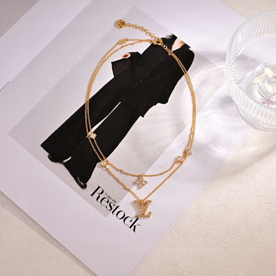 Louis Vuitton LV Classic Exquisite Electroplated Jewelry Set