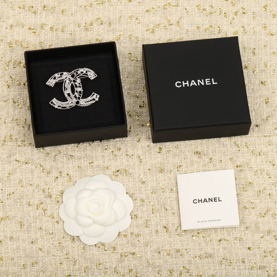 Chanel Rhinestone Decorated Simple Brooch