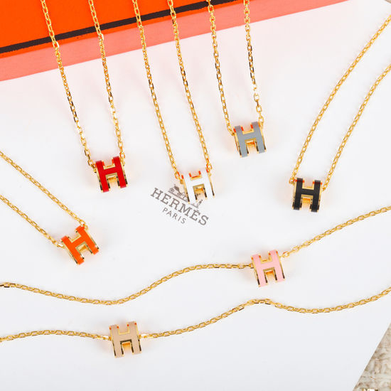 Hermes Premium Delicate Pendant Necklace