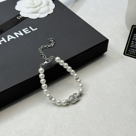 Chanel Elegant Pearl Beaded Bracelet