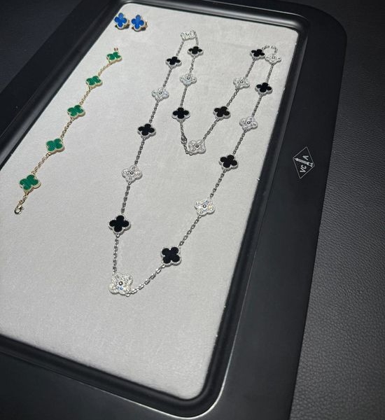 Van Cleef & Arpels VCA Onyx Diamond Clover Pendant Necklace
