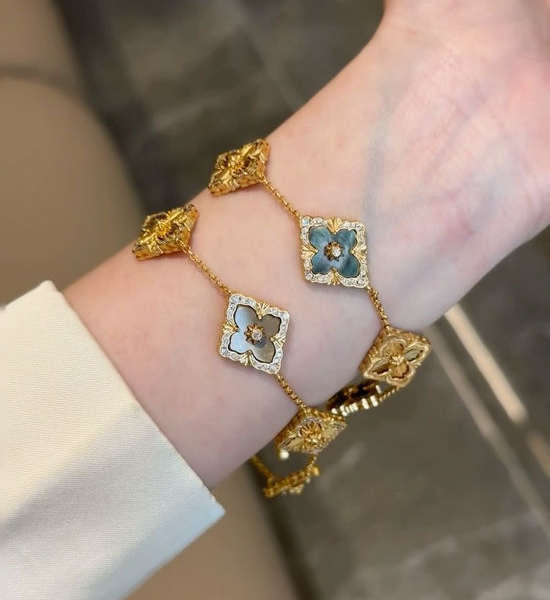 Celine Five Flower Gold-plated Craft Bracelet