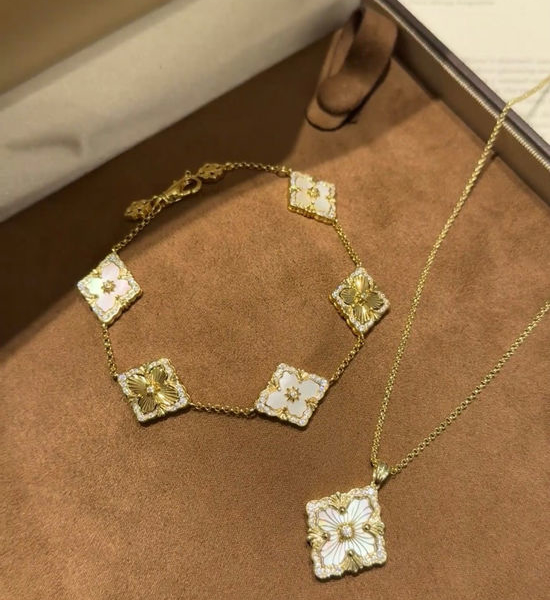 Buccellati White Mother of Pearl Laser Bracelet