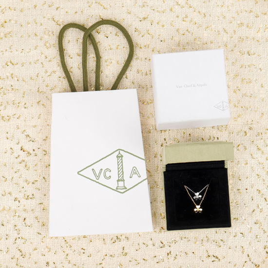 Van Cleef & Arpels VCA Clover Necklace Elegant Jewelry Gift