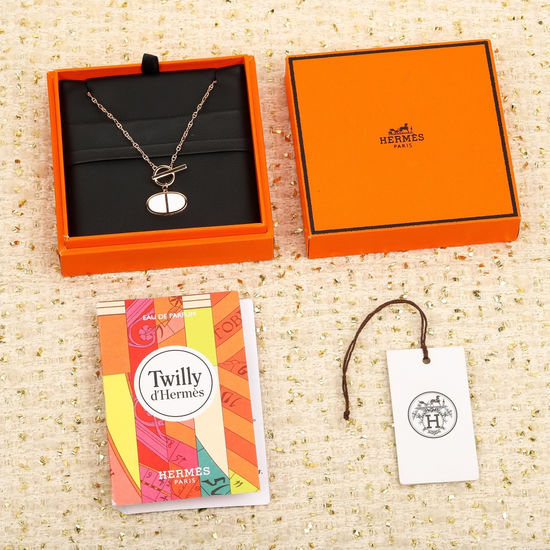 Hermes Classic Pig Nose Pendant Necklace