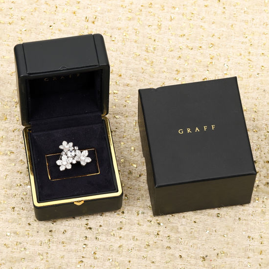 Fendi Delicate Diamond Flower Ring