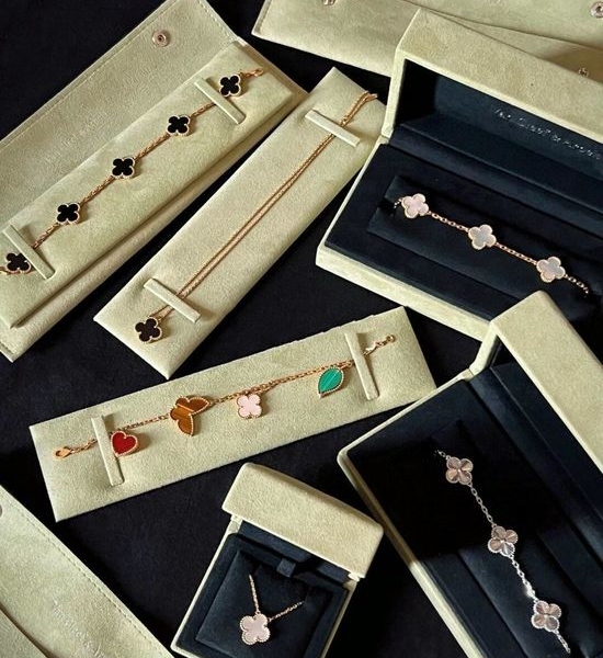 Van Cleef & Arpels VCA Assorted Style Bracelet Collection