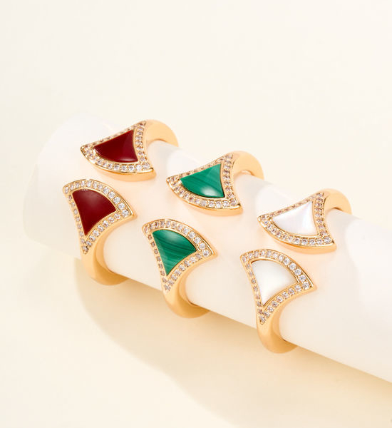 Bvlgari Fan Shaped Natural Stone Inlaid Diamond Ring