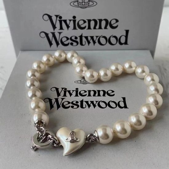 Vivienne Westhood Elegant Pearl Necklace With Planet Pendant