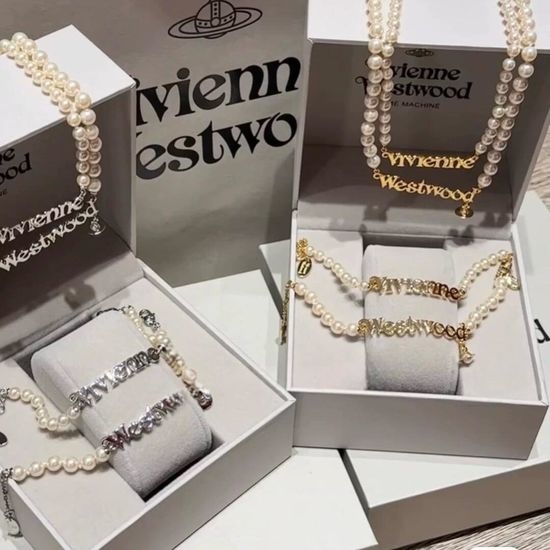 Vivienne Westhood Double Layer Pearl Necklace Set