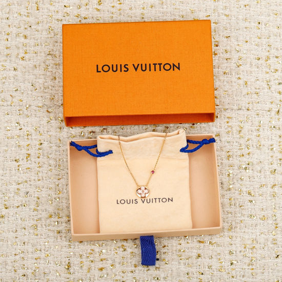 Louis Vuitton LV Onyx Gold Diamond Pendant Necklace