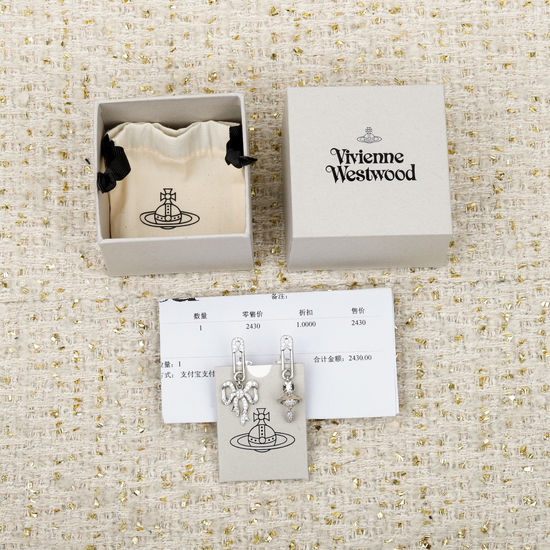 Vivienne Westhood Exquisite 3D Heart Shape Earrings