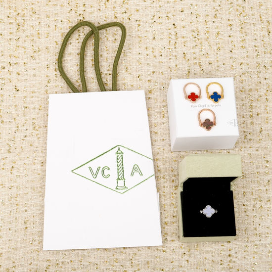 Van Cleef & Arpels VCA Customizable Real Gold & Diamond Ring