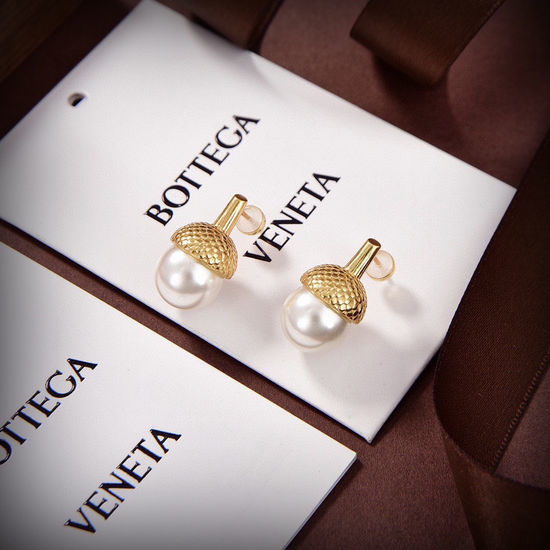 Bottega Veneta BV Unique Pinecone Design Jewelry Set